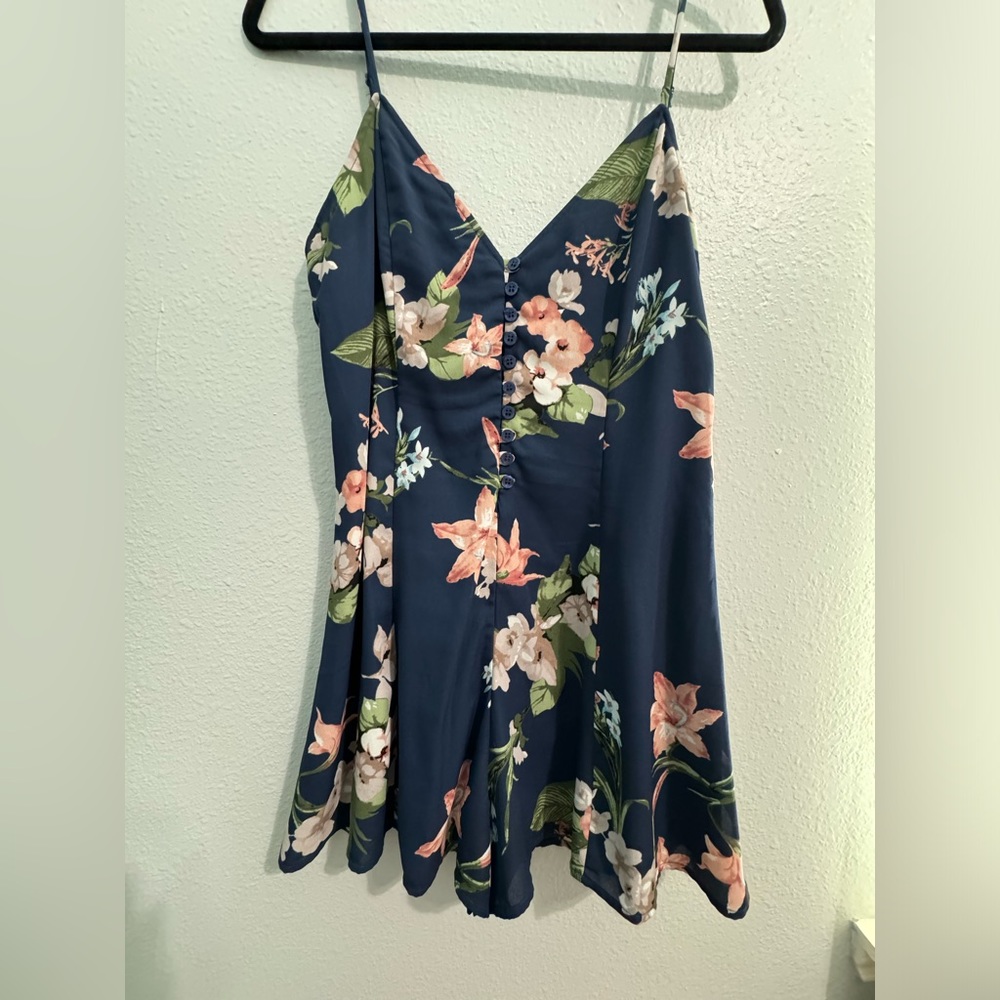 Altar’d State Navy Blue Floral Print Button Front Romper Size Large
